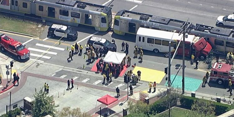 55 People Injured In Collision Between Los Angeles Metro And Usc Bus: Officials