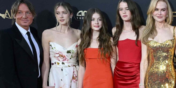 Nicole Kidman and Keith Urban attend AFI gala with their daughters Sunday and Faith