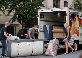 5 Massachusetts Towns People Are Fleeing As Soon As Possible