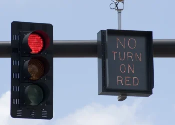 California Traffic Rule 2024 Update: Understanding the Right Turn on Red Rule