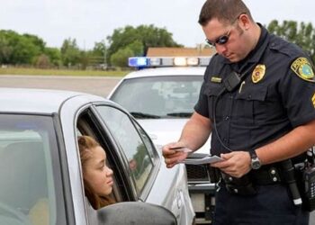 Can Arkansas Police Search Your Phone During a Traffic Stop? Here’s What the Law Says