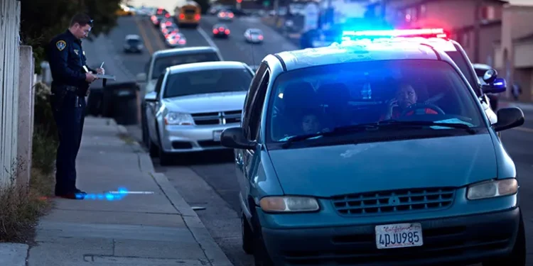 Can Oklahoma Police Search Your Phone During a Traffic Stop? Here’s What the Law Says