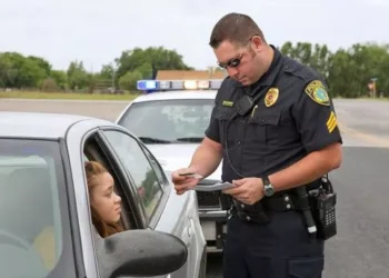 Can Wisconsin Police Search Your Phone During a Traffic Stop? Here’s What the Law Says