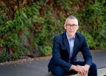 Close to 300 ex-Obama-Biden staff members call to suspend military aid to Israel