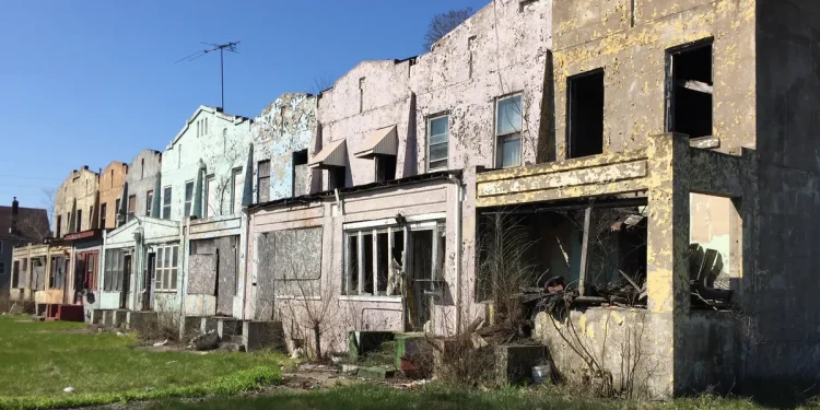 Indiana Has An Abandoned Town That Most People Don’t Know About
