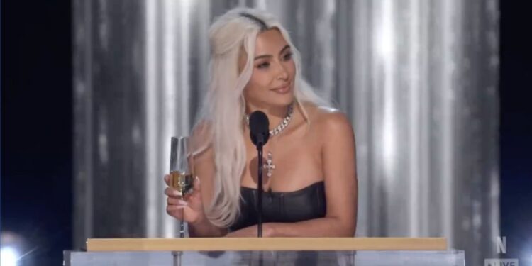 Kim Kardashian Faces Continuous Boos at Tom Brady’s Netflix Roast