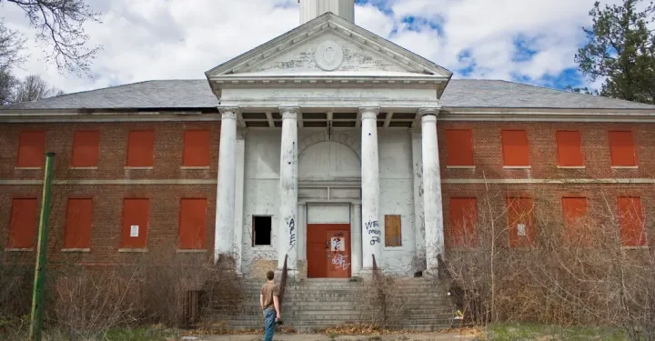 Massachusetts Has An Abandoned Town That Most People Don’t Know About