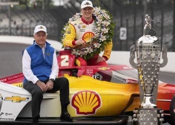 Newgarden redeems himself with a dramatic last-lap victory over O’Ward in the Indy 500, saving his season
