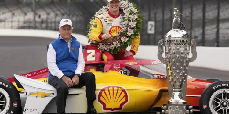 Newgarden redeems himself with a dramatic last-lap victory over O’Ward in the Indy 500, saving his season