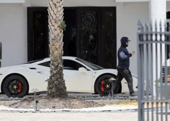 Rapper Sean Kingston arrested in California following SWAT raid at his Florida home; charged with fraud