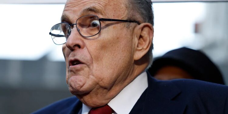 Rudy Giuliani Criticizes Lack Of Style In Serving Arizona Indictment