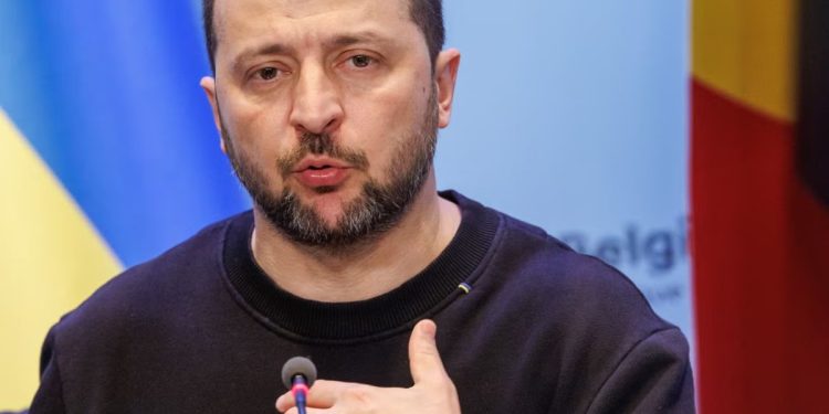 Zelensky wants Biden to attend Ukraine peace summit, claiming that only Putin would applaud him staying away