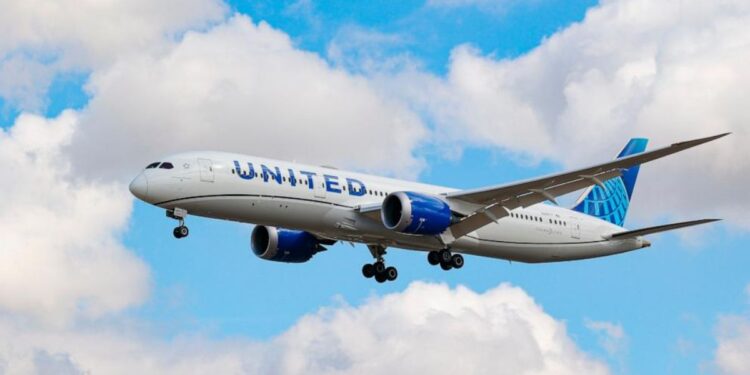 man ordered to pay United Airlines $20K for flight diversion: DOJ