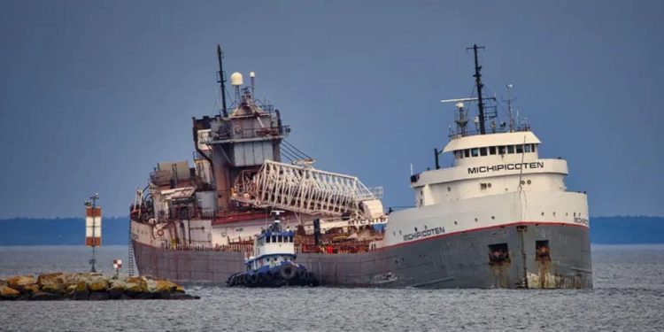 Freighter Taking On Water After Underwater Crashed On Lake Superior