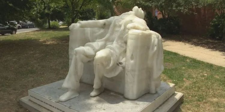 Wax statue of President Lincoln melts in the blazing heat of Washington, DC.