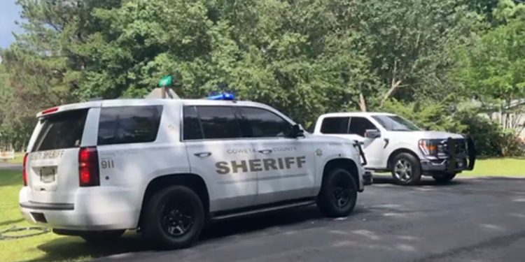 Four people died in a’murder-suicide’ when bodies were discovered laying on the driveway of a Georgia home