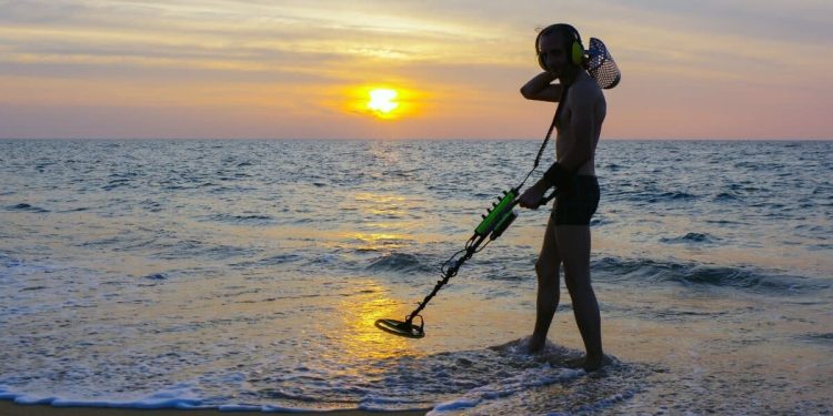 Is Metal Detecting Illegal on Massachusetts Beaches? – Know the Laws Before You Go!