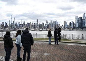 Upstate New York experiences an earthquake